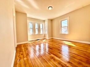 Building Photo - 299 Cedar St