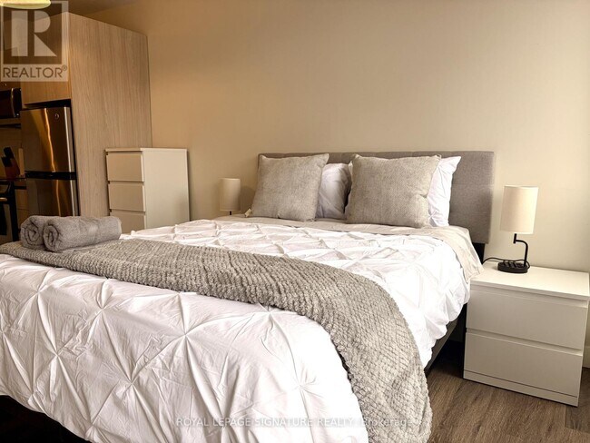 Photo du bâtiment - 335 College St