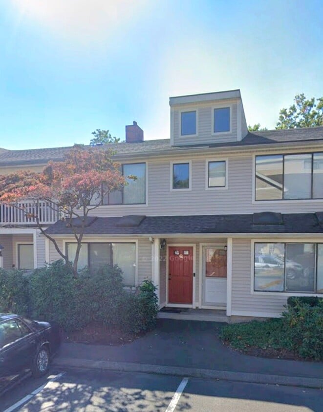 Building Photo - 465 Whalley Ave
