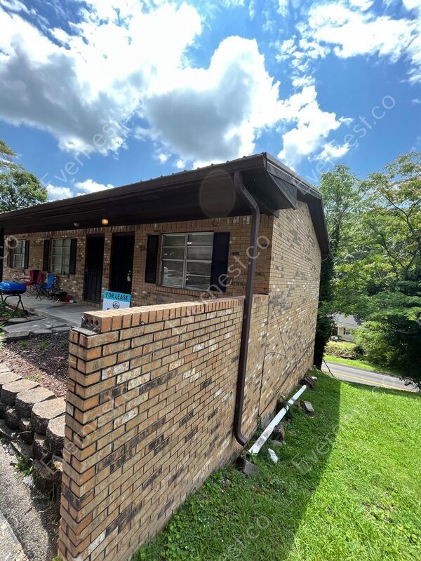 Foto del edificio - 925 Shallowford Rd