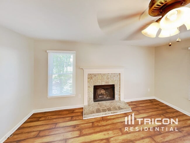 Building Photo - 1753 Independence Dr