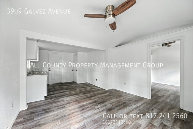 Building Photo - 3909 Galvez Ave