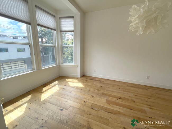 Building Photo - 350A San Carlos - LEASE ONLY - VACANT
