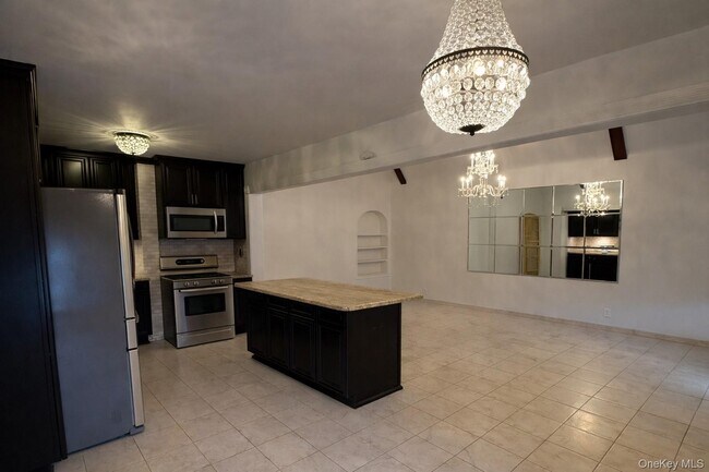 Foto del edificio - 54-40 80th St