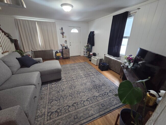 Foto del edificio - 400 Bennett St