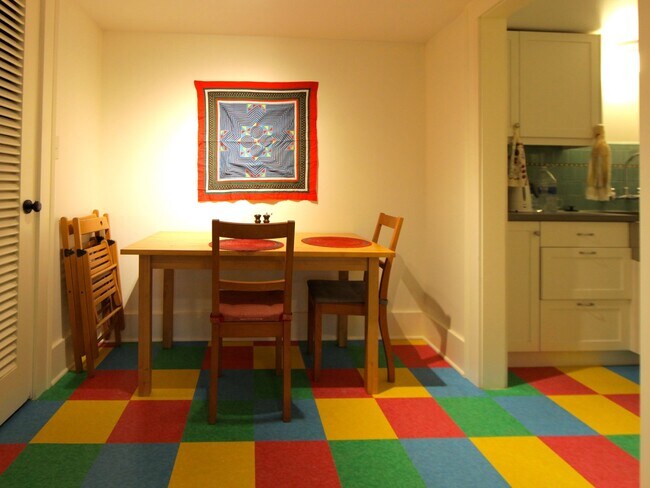 Building Photo - 4109 Glenalbyn Dr