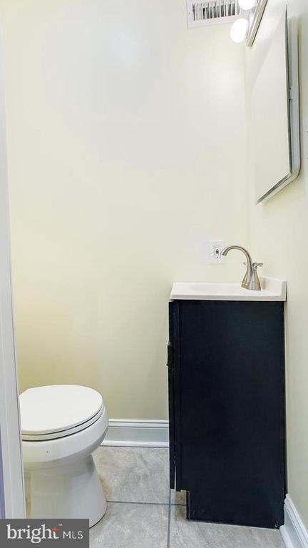 Foto del edificio - 1753 N Croskey St
