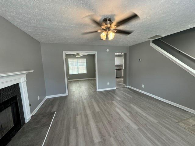 Foto del edificio - 2910 Arden Ridge Dr