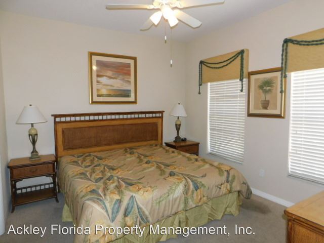 Building Photo - 2425 Caravelle Cir