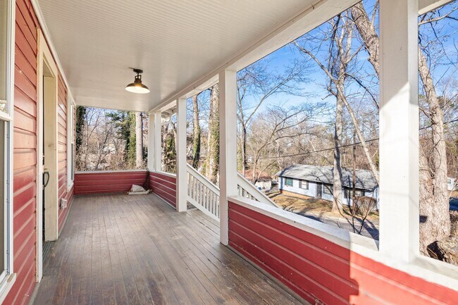 Foto del edificio - West Asheville Cottage