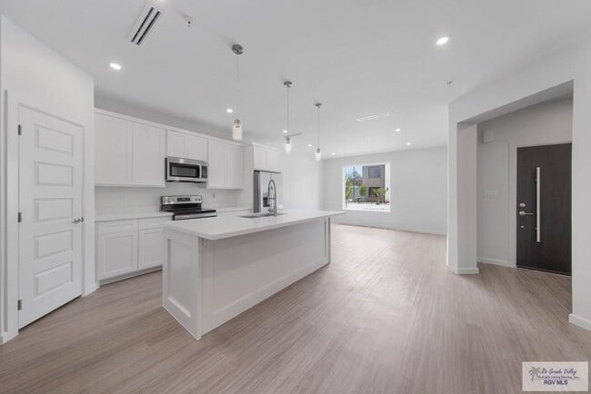 Building Photo - 165 Ruben Torres SR Blvd