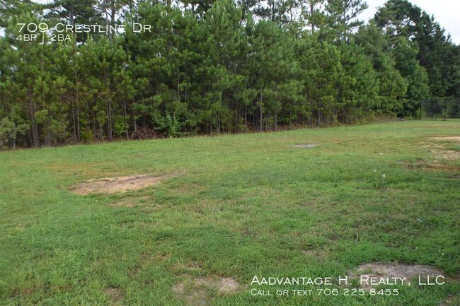 Building Photo - 709 Crestline Dr