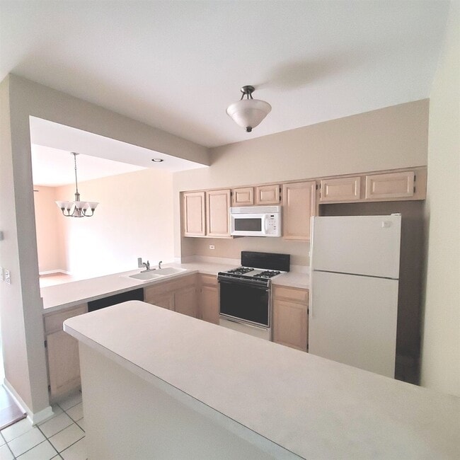 Building Photo - 147 Polaris Dr