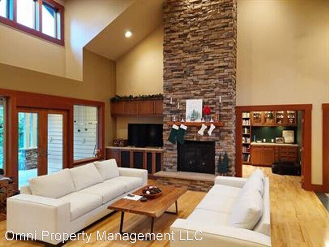 Building Photo - 3 br, 2 bath House - 3014 Raven Crest