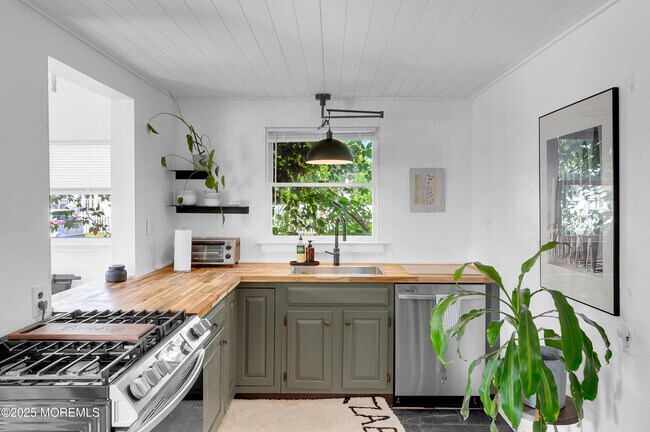 Foto del edificio - 638 Parkside Ave