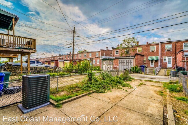 Building Photo - 3 br, 2 bath House - 4233 Sheldon Ave