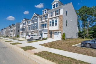Building Photo - 29443 Oxford Dr