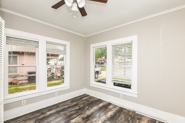 Building Photo - 114 Scurlock Ave