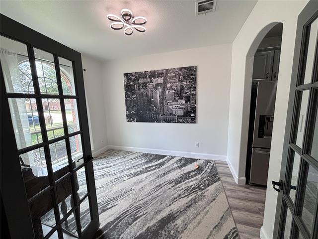 Building Photo - 1051 Carpenter Ct
