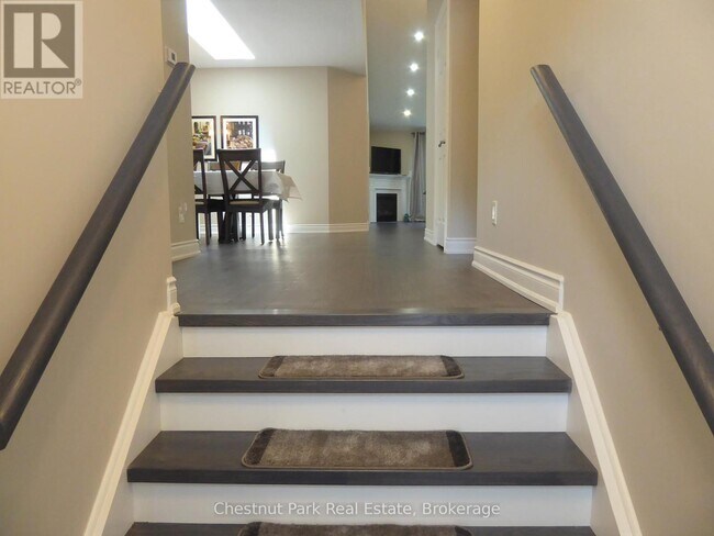 Building Photo - 23 Green Briar Dr