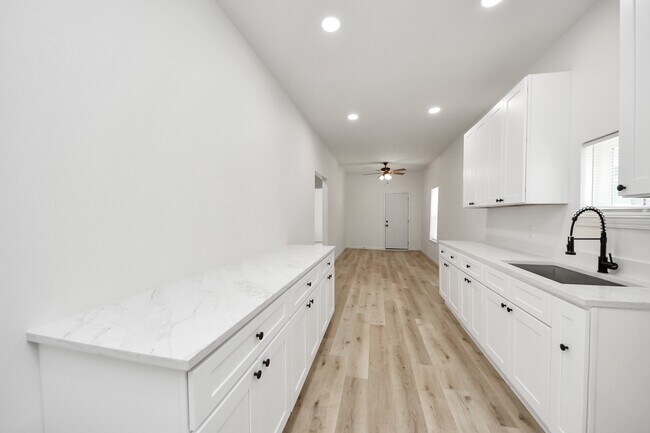 Foto del edificio - 7305 Sherman St