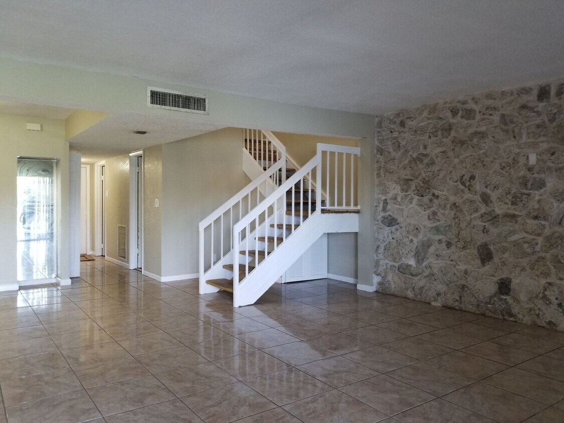 1663 NW 56th Terrace, Lauderhill, FL 33313 House Rental in Lauderhill