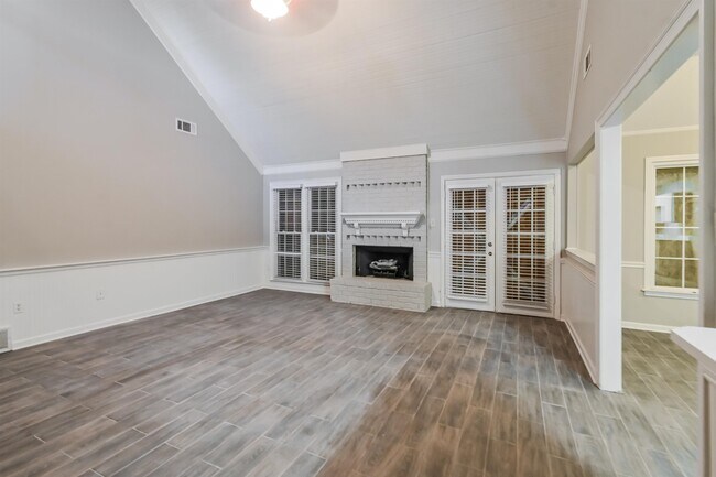 Foto del edificio - 7211 Germantown Trail