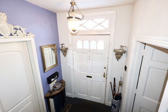 Building Photo - 4007 Park Ave