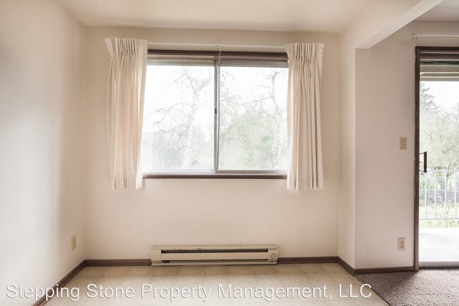Building Photo - 3312-3374-3374 Liberty Rd S