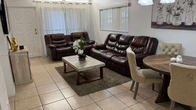 Foto del edificio - 7640 SW 153rd Ct