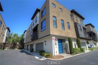 Building Photo - 2878 N Glassell St