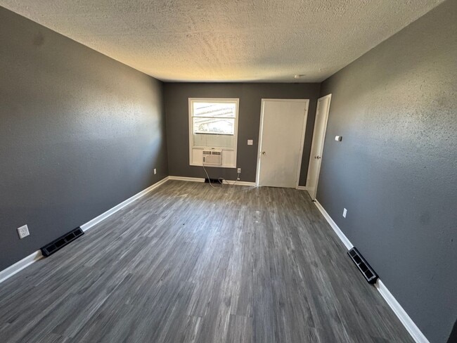 Foto del edificio - 805-807-807 9th St