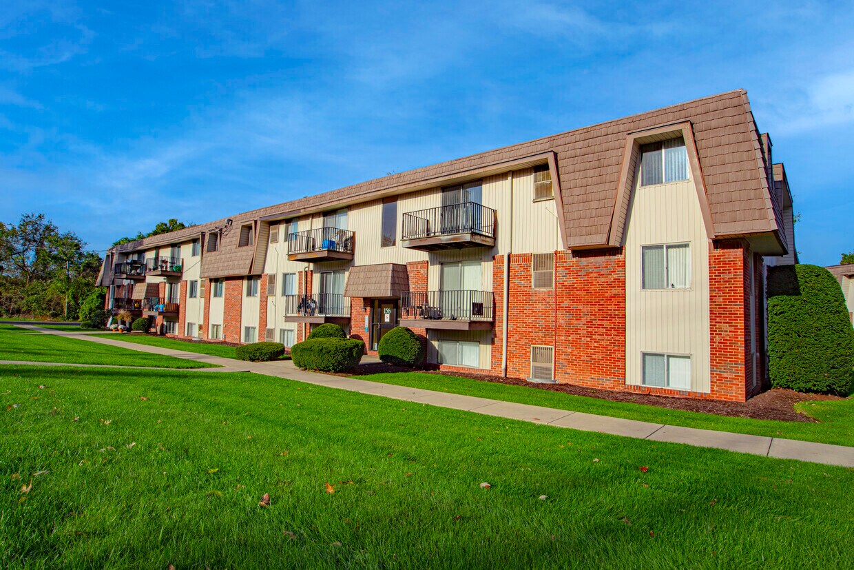 Apartments of Cedar Ridge Apartments in Monroeville, PA