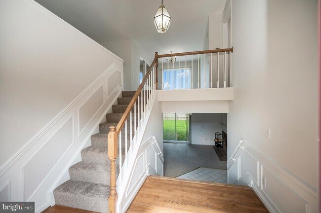 Building Photo - 17 Banbury Ct