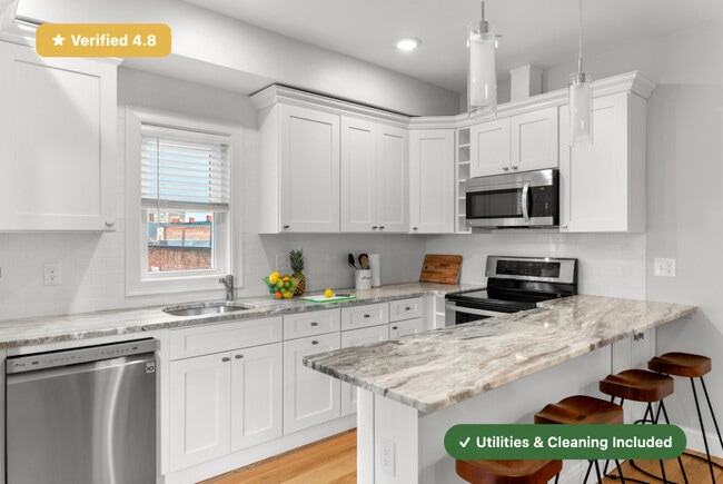 Building Photo - Furnished Bedroom with Private Bath in East Boston