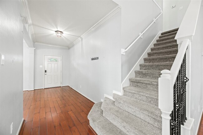 Foto del edificio - 16127 Spur Canyon Ct