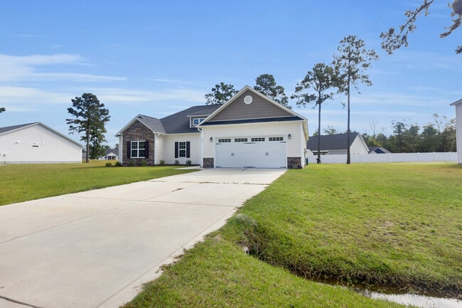 Foto del edificio - 174 Finch Ln