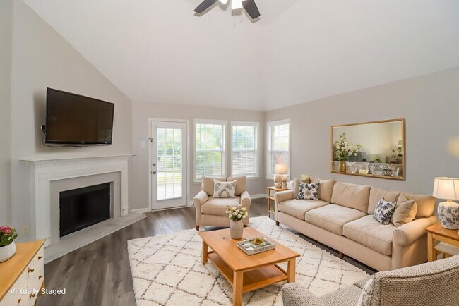 Foto del edificio - 8891 Hidden Springs Cove