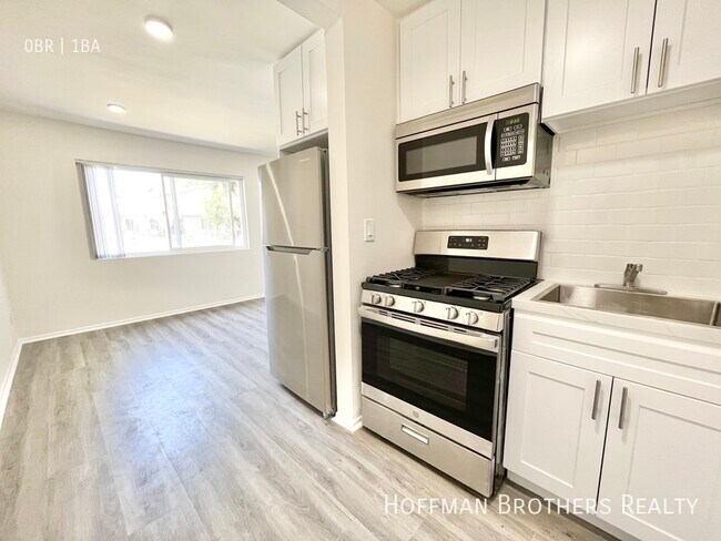 Building Photo - 140 N Hoover St Los Angeles, CA, 90004