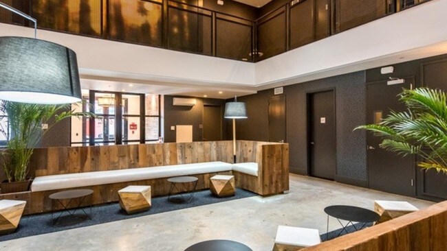 Foto del edificio - 789 Dekalb Ave