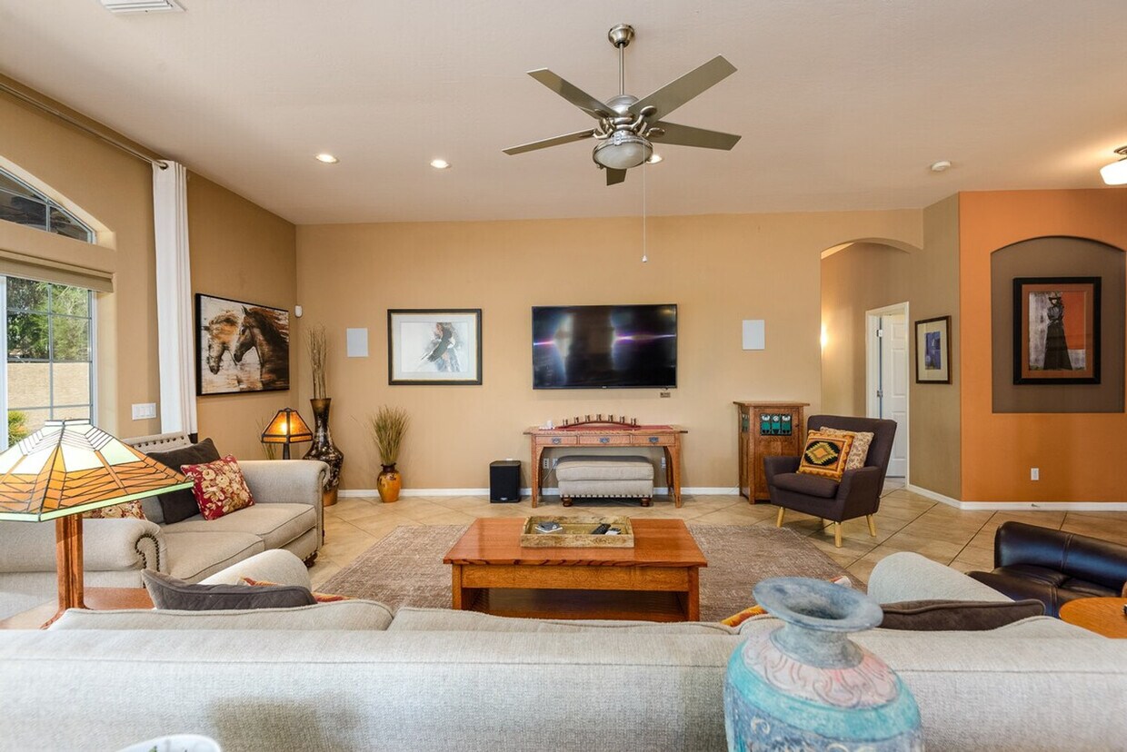 Foto principal - 6114 E Egret St