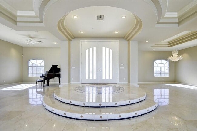 Foto del edificio - 8704 E Los Gatos Dr