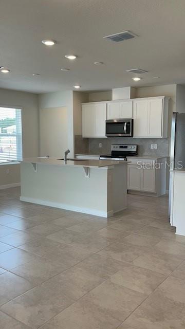 Building Photo - 3525 Treetop St