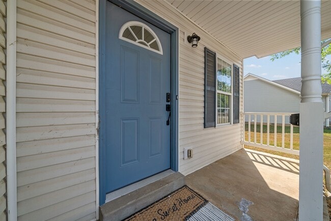 Foto del edificio - 3793 McAllister Dr