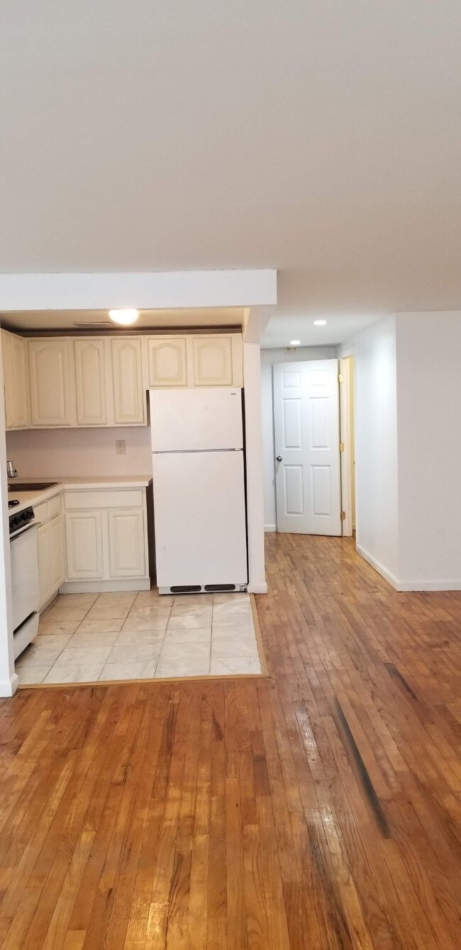 Foto del edificio - 781A Lexington Avenue