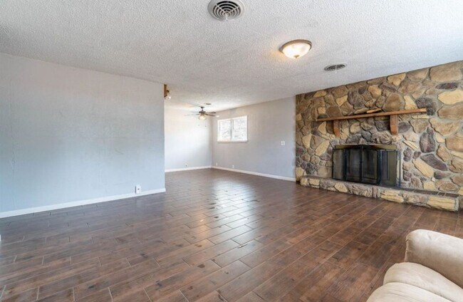 Foto del edificio - Spacious Home!
