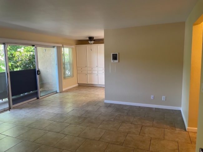 Building Photo - 6911 Alvarado Rd