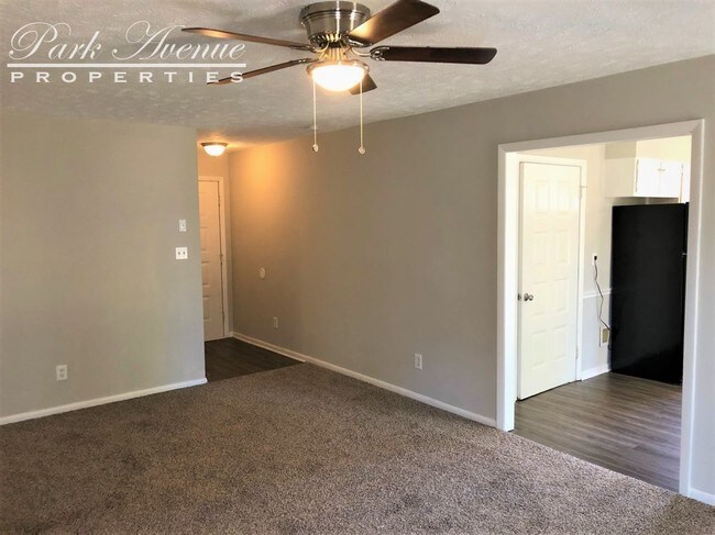 Foto del edificio - 5849 Nicolet Drive - Pending Lease