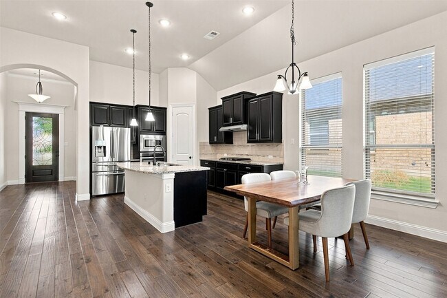 Building Photo - 118 Lavender Ln