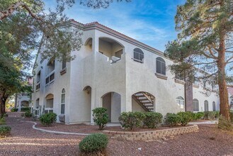 Building Photo - 700 Carnegie St